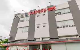 Hotel Mateos 1215